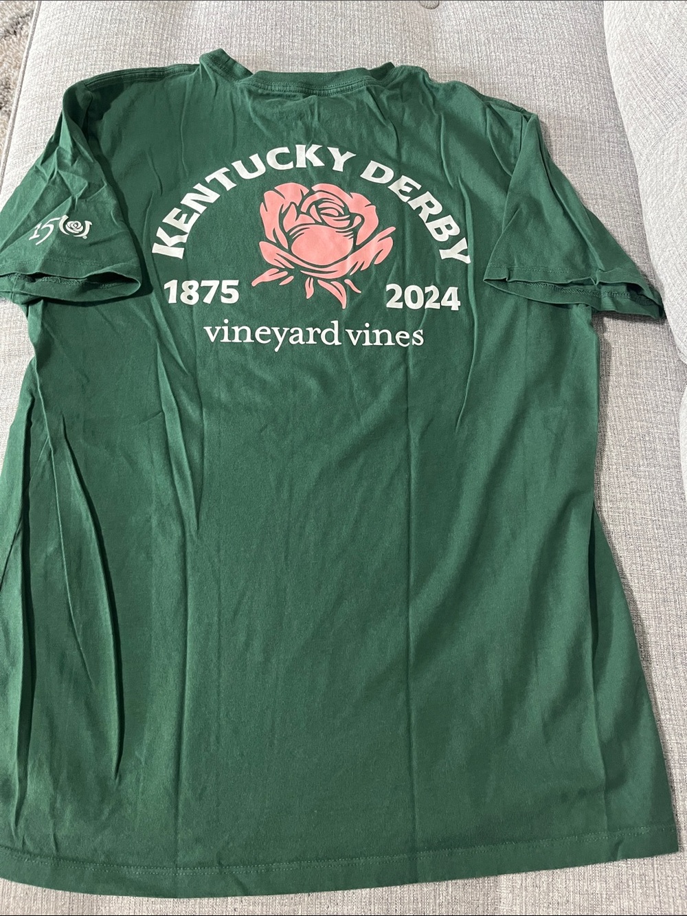 Vineyard Vines Men’s M Official Kentucky Derby 150th Roses Green T-Shirt